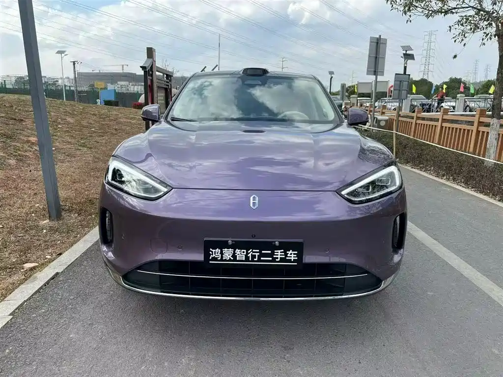 Wenjie M5 2025 extended range Ultra four-wheel drive version купить на сайте DeffCars