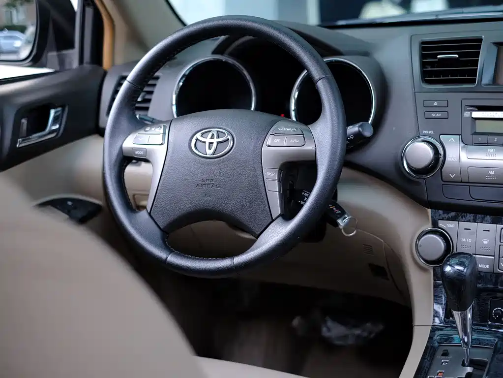 Highlander 2009 3.5L four-wheel drive 7-seat luxury version купить на сайте DeffCars