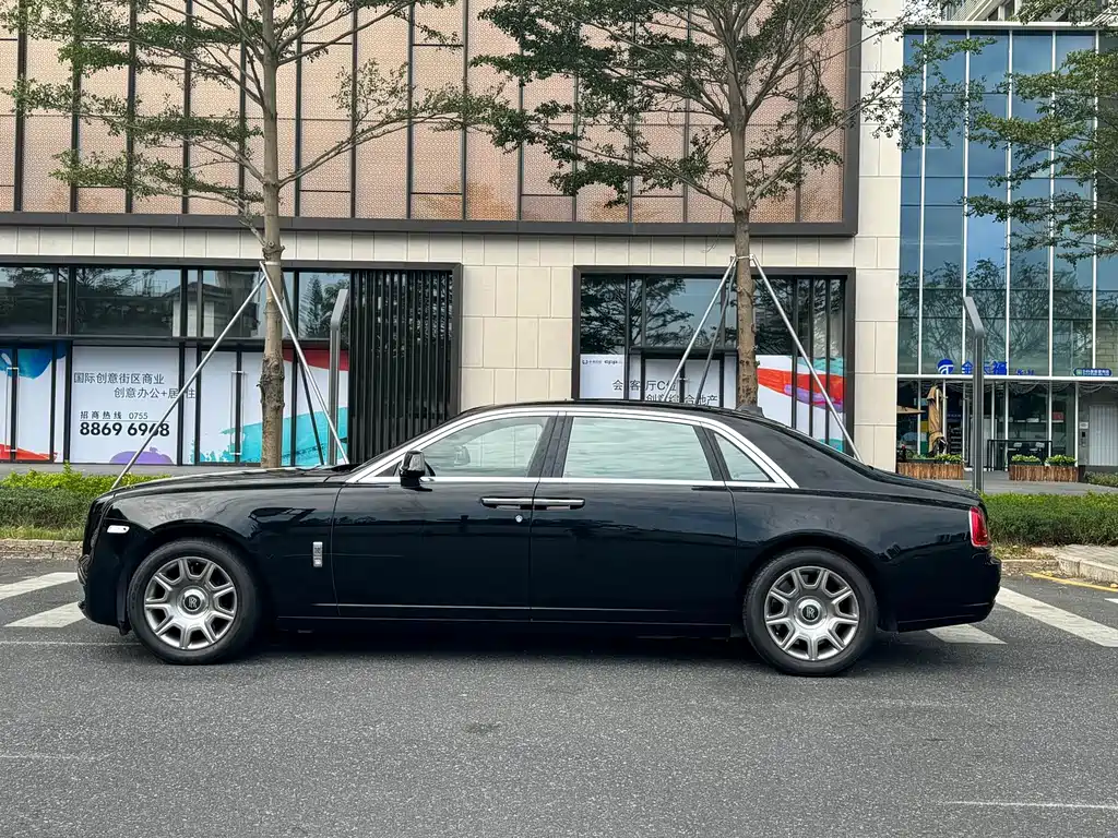 Ghost 2012 6.6T extended version купить на сайте DeffCars