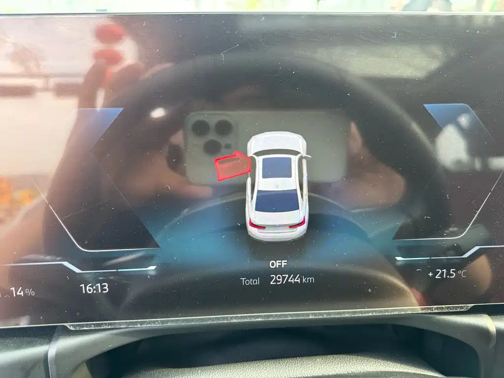 BMW i3 2025 eDrive 35 L купить на сайте DeffCars