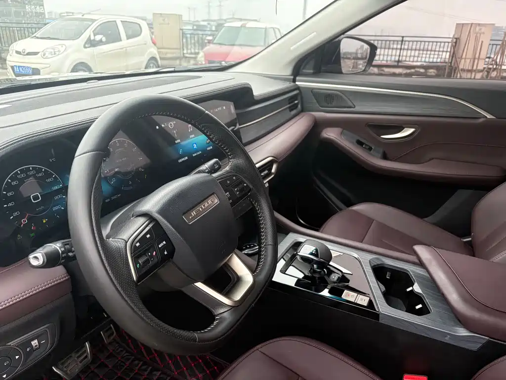 Jietu X90 PLUS 2024 model 1.6TD DCT villa 7 seats купить на сайте DeffCars