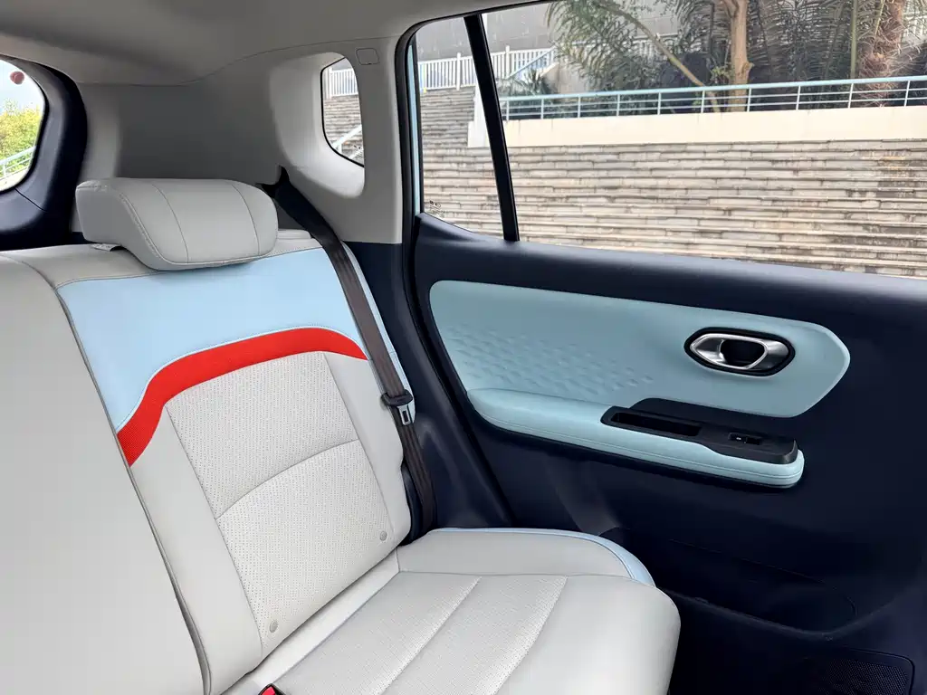 AION Y 2022 70 Smart Edition Lithium Iron Phosphate купить на сайте DeffCars