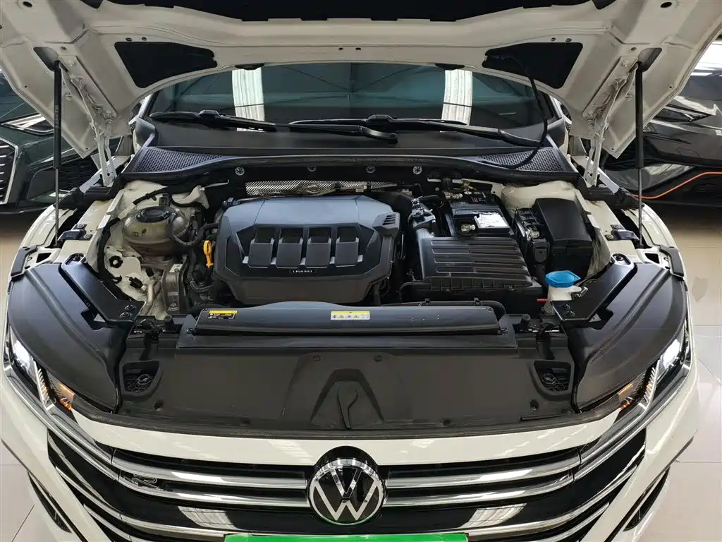 FAW-Volkswagen CC 2021 330TSI Dazzling Edition купить на сайте DeffCars