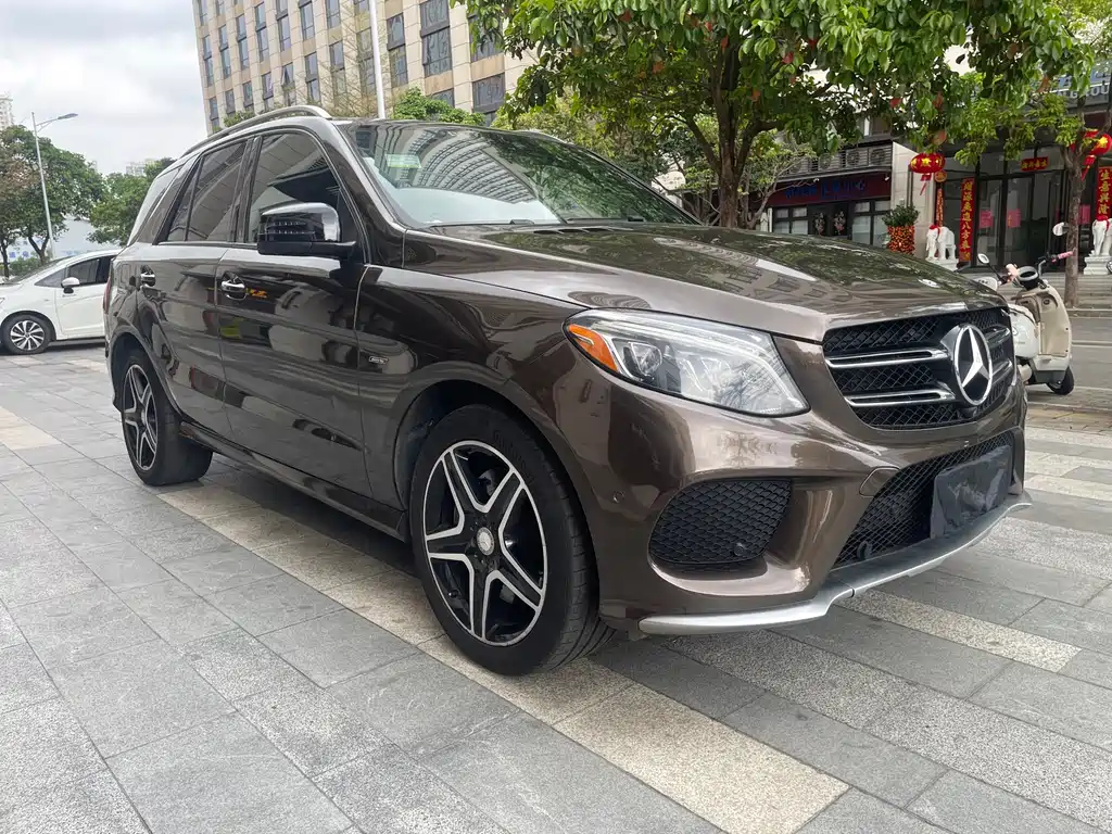 Mercedes-Benz GLE 2017 GLE 450 AMG 4MATIC купить на сайте DeffCars
