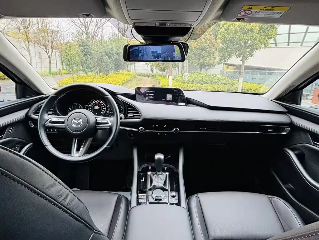 Mazda3 Angkesela 2020 2.0L Automatic Premium Edition купить на сайте DeffCars