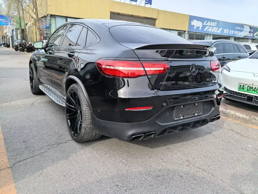 Mercedes-Benz GLC Coupe AMG 2017 AMG GLC 43 4MATIC Coupe SUV купить на сайте DeffCars