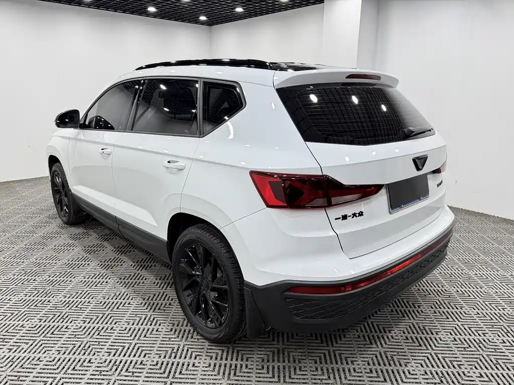 JETTA VS5 2022款 280TSI 自动高光悦享型 купить на сайте DeffCars