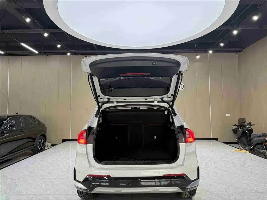 BMW X1 2023 sDrive20Li X Design Package купить на сайте DeffCars