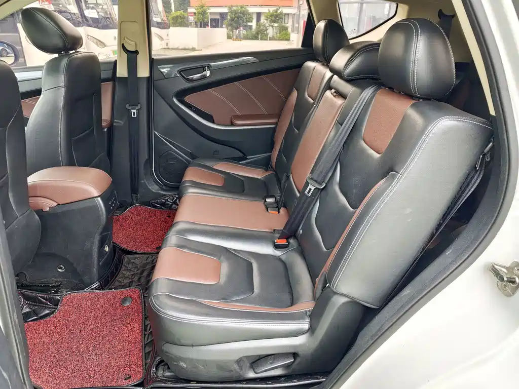 Fengguang 580 2017 1.5T CVT comfort model купить на сайте DeffCars