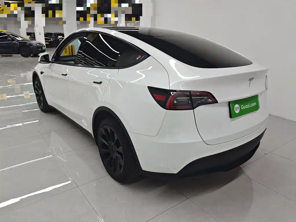 Model Y 2023 long-range all-wheel drive version купить на сайте DeffCars