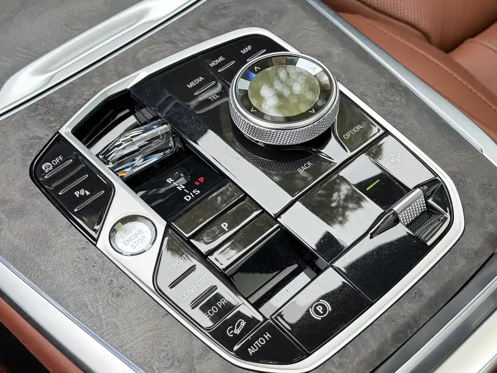BMW X7 2024 xDrive40i Exclusive M Sports Package купить на сайте DeffCars