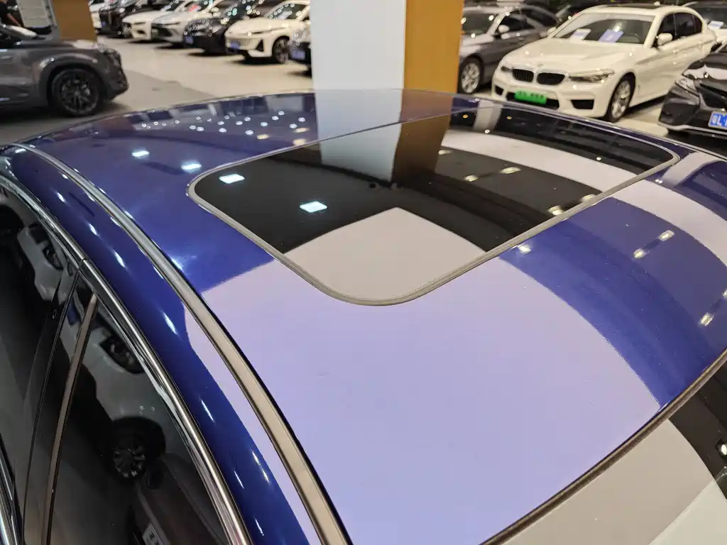 Infiniti Q50L 2018 2.0T Premium Edition National VI купить на сайте DeffCars