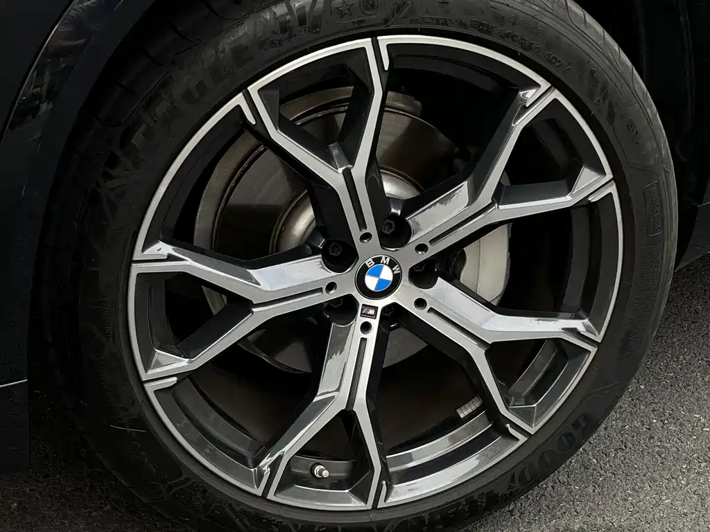 BMW X5 2025 xDrive 30Li Exclusive M Sports Night Package купить на сайте DeffCars