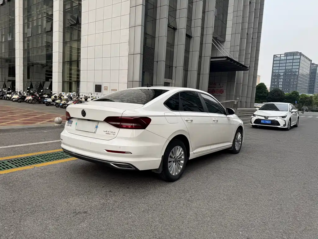 Lavida 2021 280TSI DSG Comfort Edition купить на сайте DeffCars