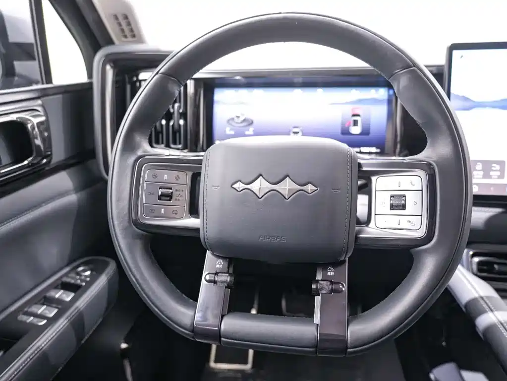 Leopard 5 2023 Pilot Edition купить на сайте DeffCars