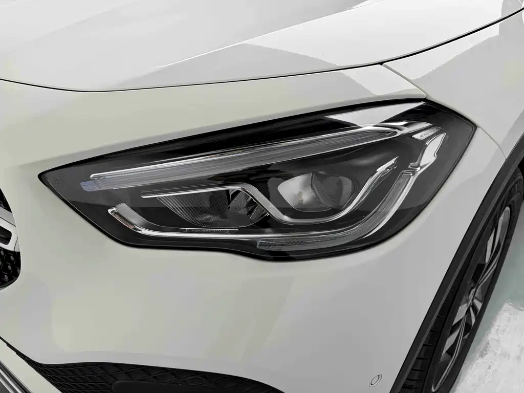 Mercedes-Benz GLA 2022 GLA 200 купить на сайте DeffCars
