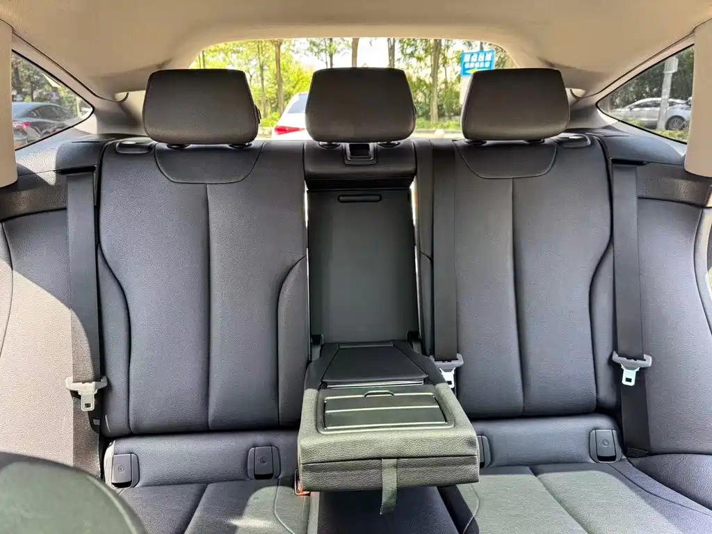 BMW 3 Series GT 2018 320i Luxury Design Package купить на сайте DeffCars