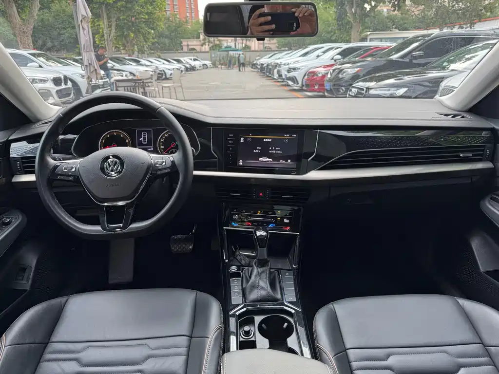 Passat 2020 330TSI Elite Edition National VI купить на сайте DeffCars