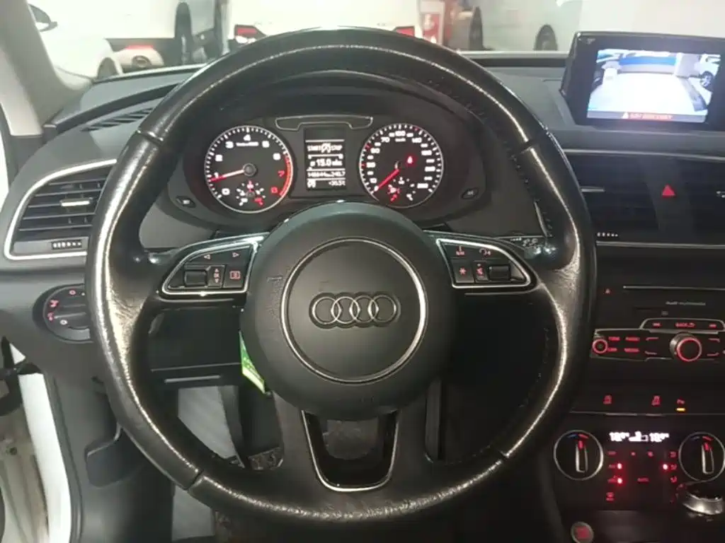 Audi Q3 2016 30 TFSI Fashion купить на сайте DeffCars