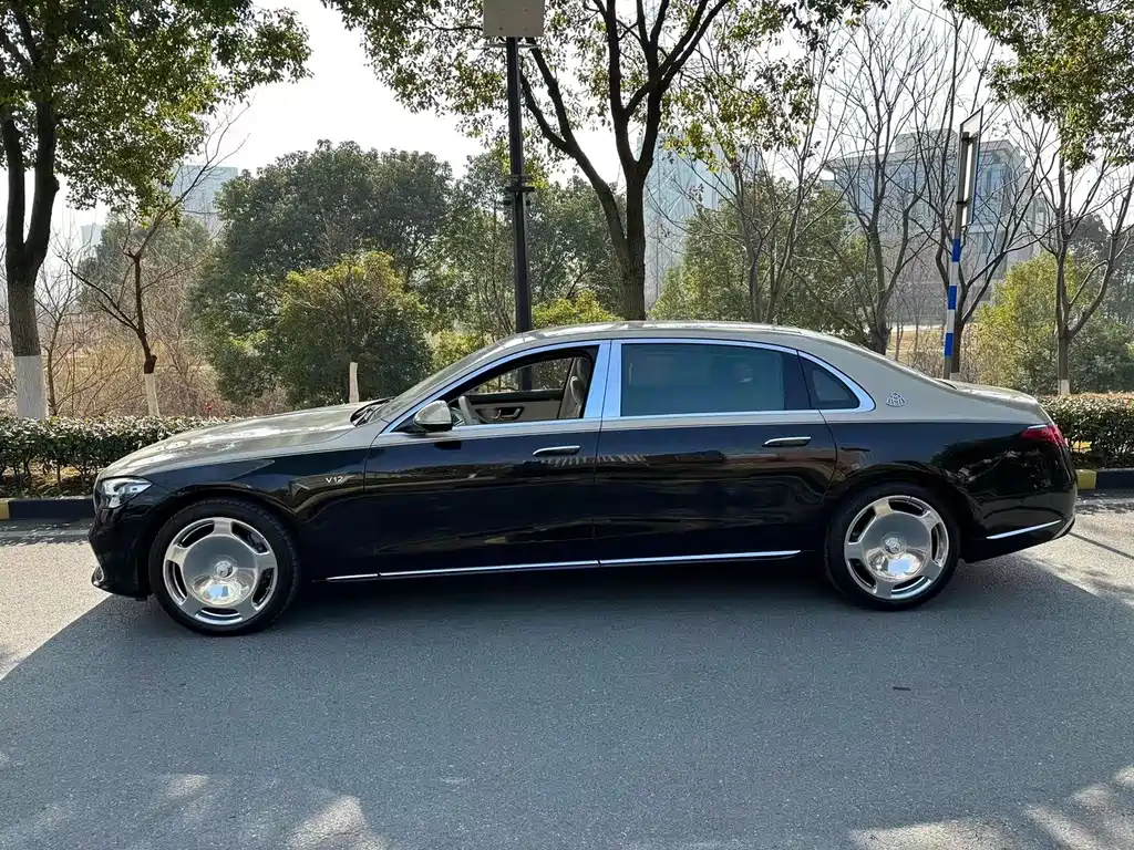 Maybach S-Class 2025 S 680 4MATIC купить на сайте DeffCars