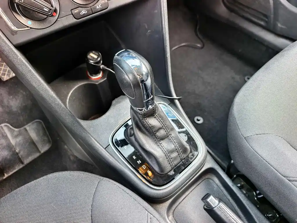 Polo 2016 1.6L automatic comfort model купить на сайте DeffCars