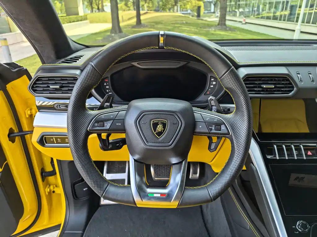 Urus 2021 4.0T V8 купить на сайте DeffCars