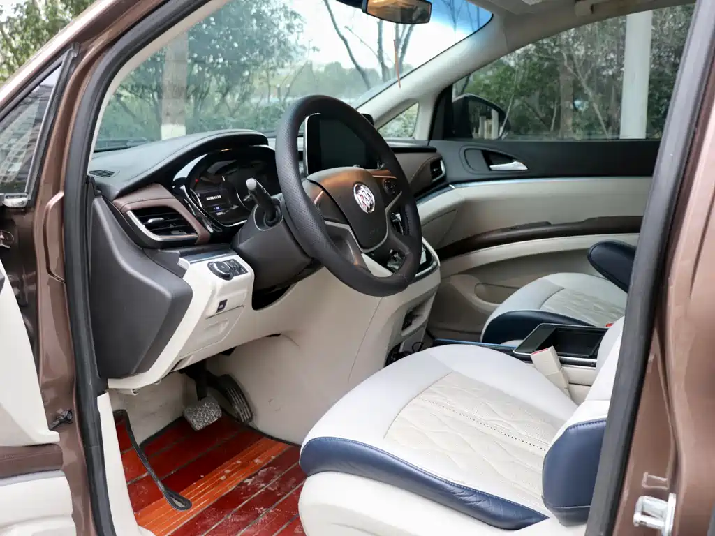 Buick GL8 2021 Land Business Class 652T Comfort купить на сайте DeffCars