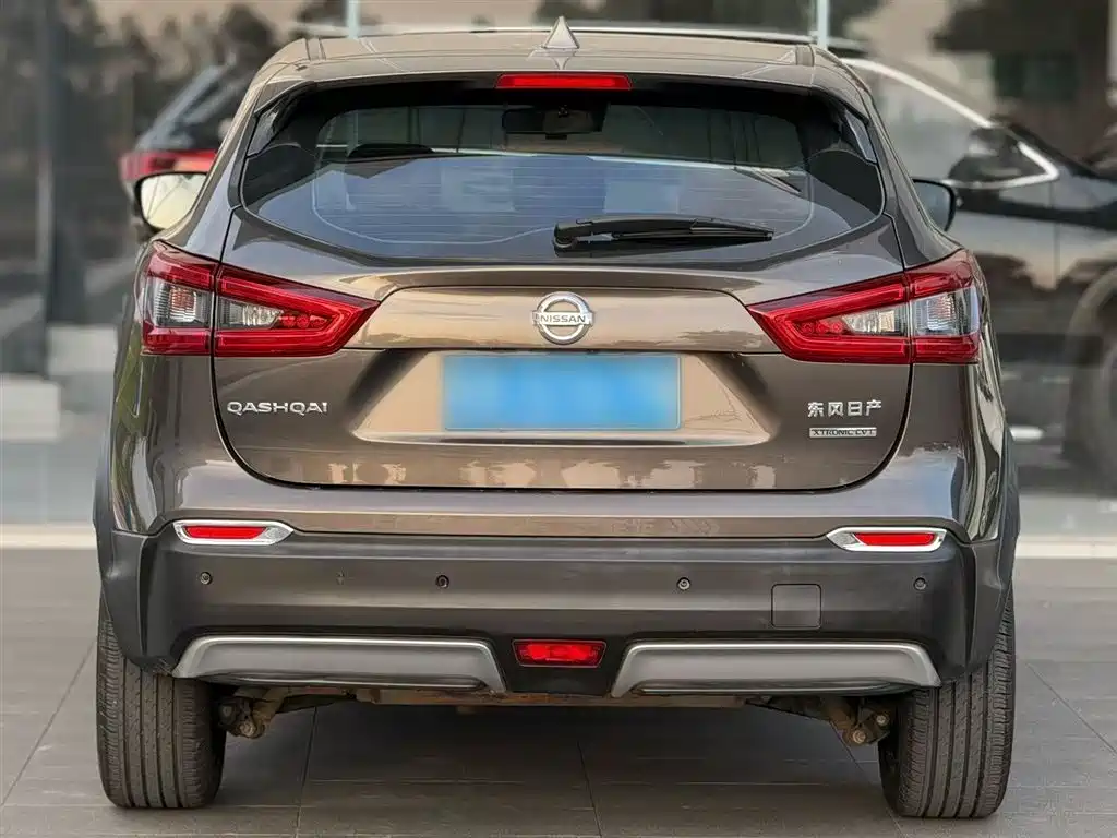 Qashqai 2019 2.0L CVT Deluxe Edition купить на сайте DeffCars