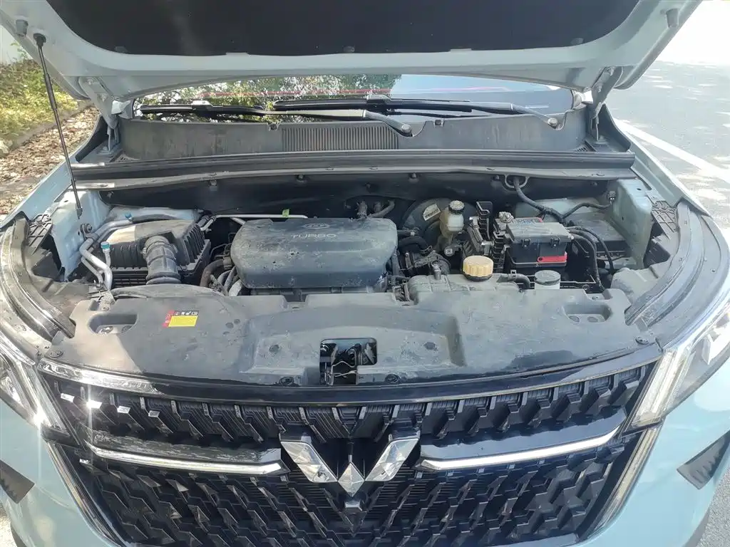 Wuling Xingchen 2021 1.5T manual starlight version купить на сайте DeffCars
