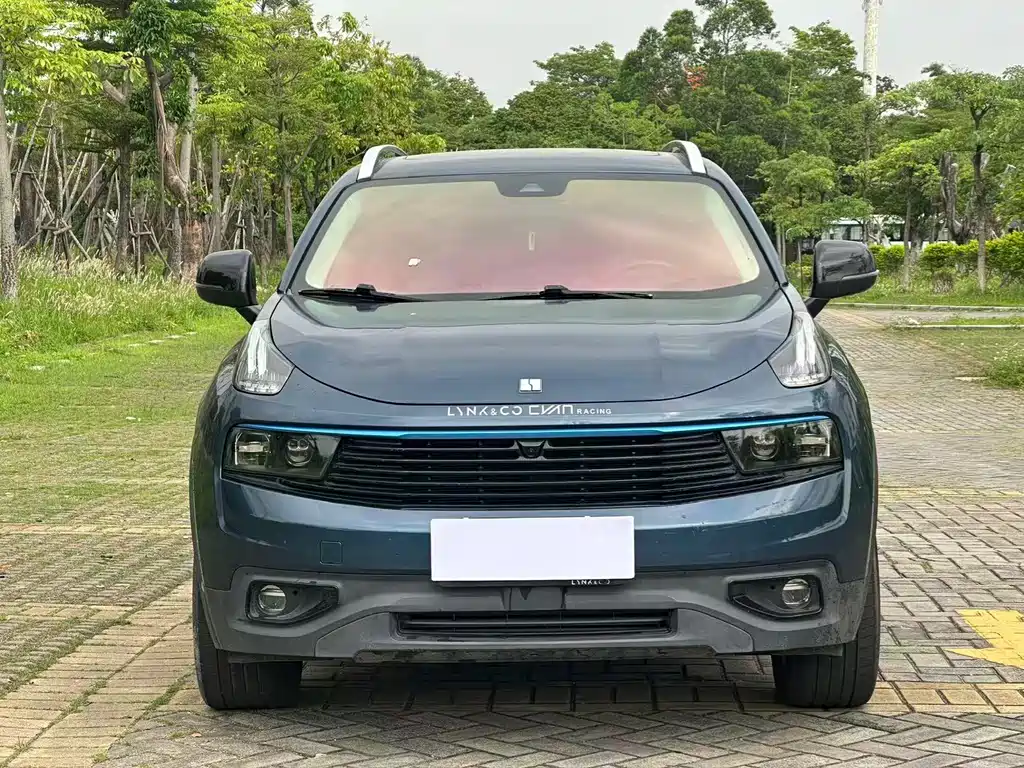 Lynk & Co 01 2019 2.0T 2WD Yao Pro Edition National V купить на сайте DeffCars