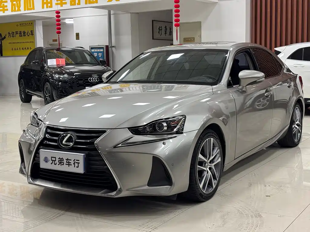 Lexus IS 2017 300 Leading Edition купить на сайте DeffCars