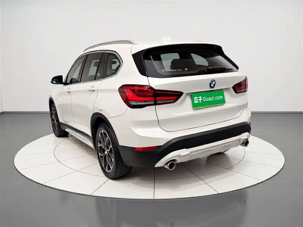 BMW X1 2021 facelift sDrive20Li exclusive model купить на сайте DeffCars