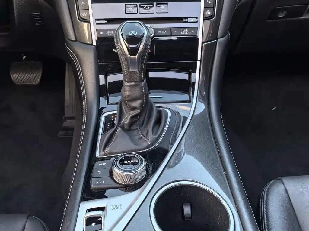 Infinity Q50L 2018 2.0T Comfort Edition National VI купить на сайте DeffCars