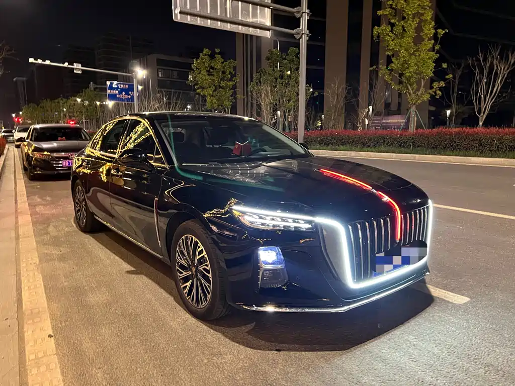 Hongqi H5 2024 2.0T Automatic Zhilianqichang Edition купить на сайте DeffCars