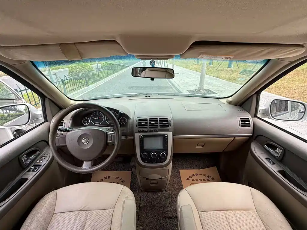 Buick GL8 2013 2.4L Classic Edition купить на сайте DeffCars