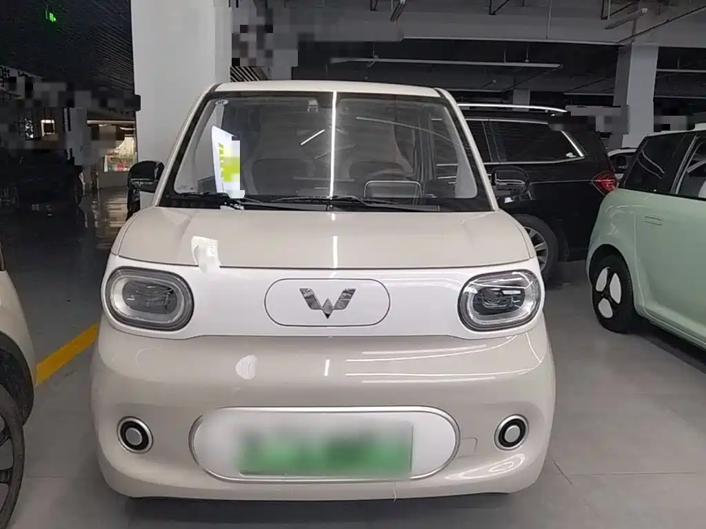 Hongguang MINIEV 2024 third generation 215km youth version купить на сайте DeffCars