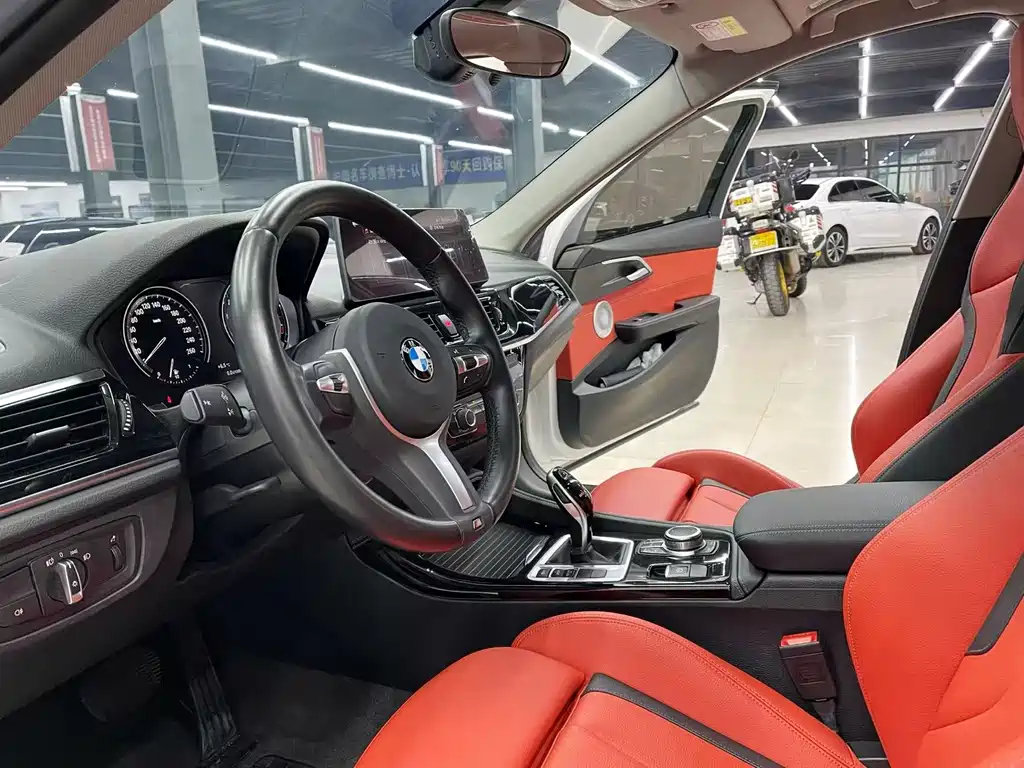BMW 1 Series 2021 125i M Sports Night Edition купить на сайте DeffCars