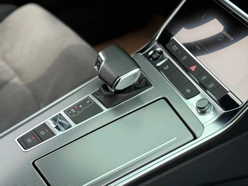 Audi A6L 2022 40 TFSI luxury and dynamic model купить на сайте DeffCars