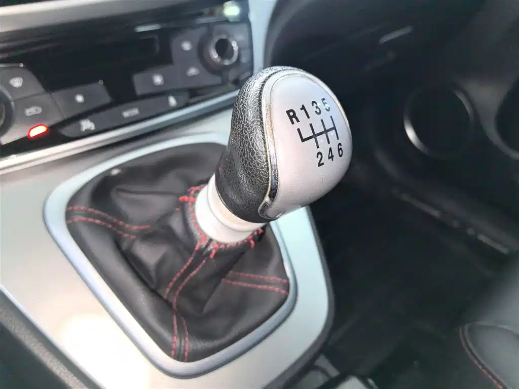 Haval M6 2018 1.5T manual two-wheel drive elite model купить на сайте DeffCars