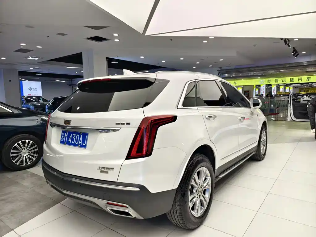 Cadillac XT5 2021 28T luxury model купить на сайте DeffCars