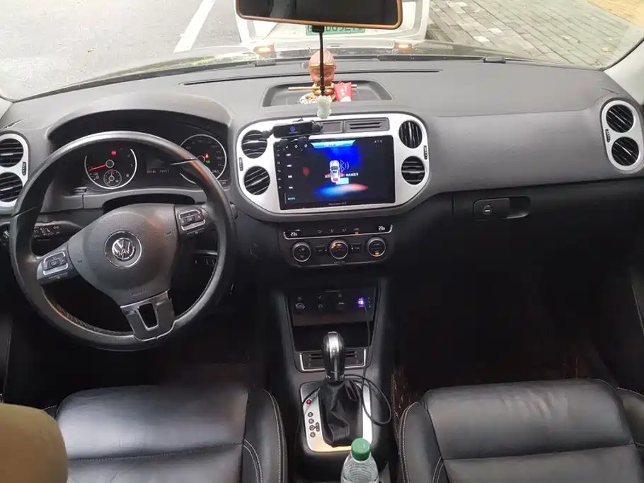 Tiguan 2016 300TSI automatic two-wheel drive comfort version купить на сайте DeffCars