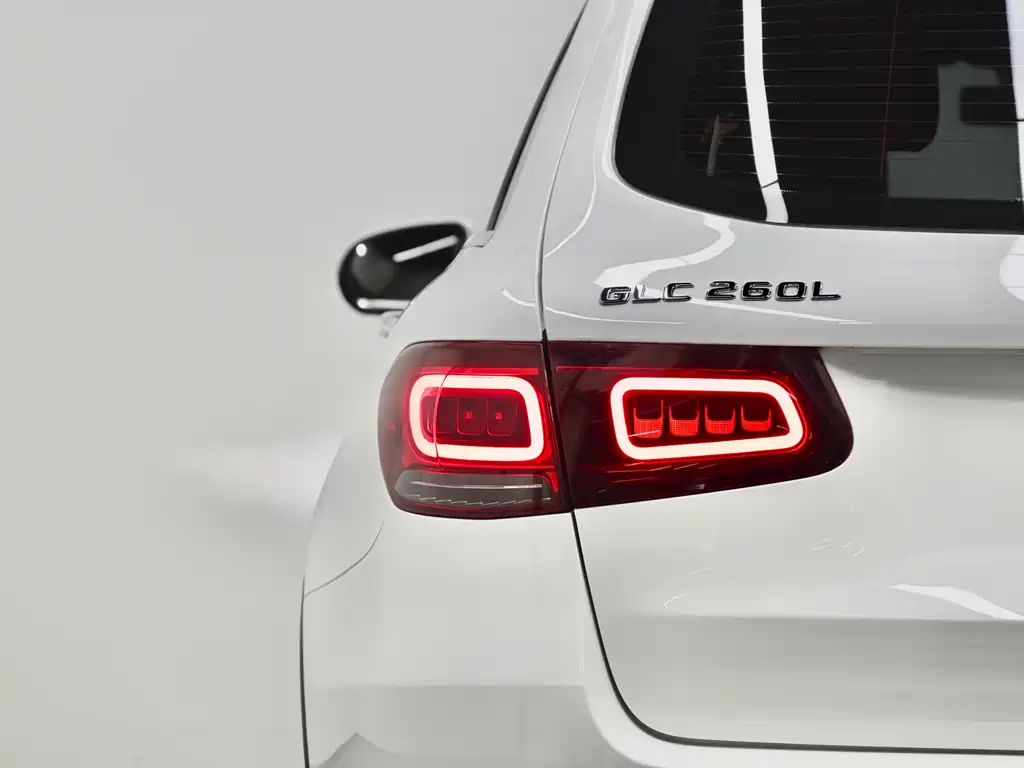 Mercedes-Benz GLC 2022 facelift 2 GLC 260 L 4MATIC luxury model купить на сайте DeffCars