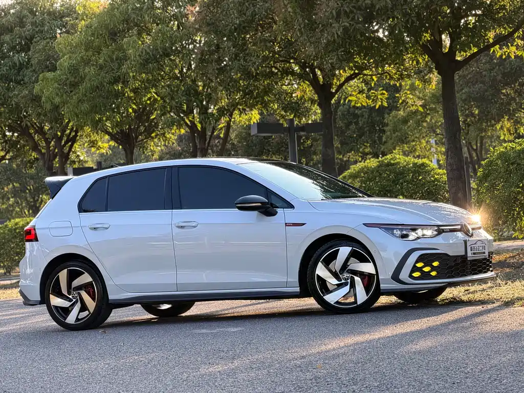 Golf GTI 2023 380TSI DSG GTI купить на сайте DeffCars
