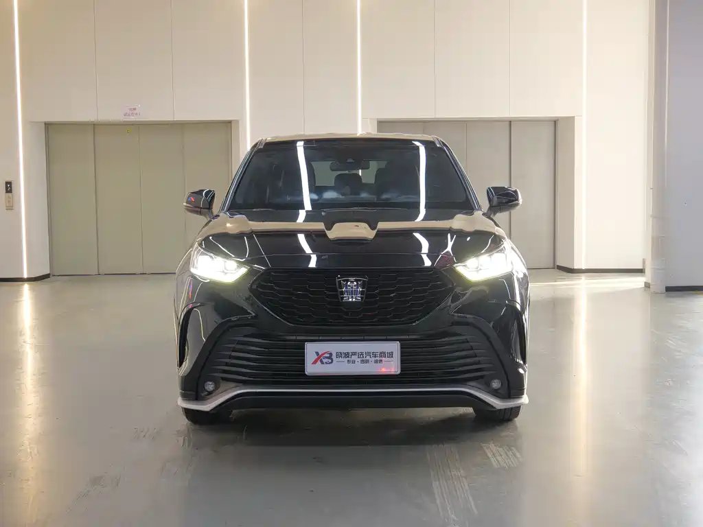Crown Lufang 2023 2.5L HEV four-wheel drive elite version купить на сайте DeffCars