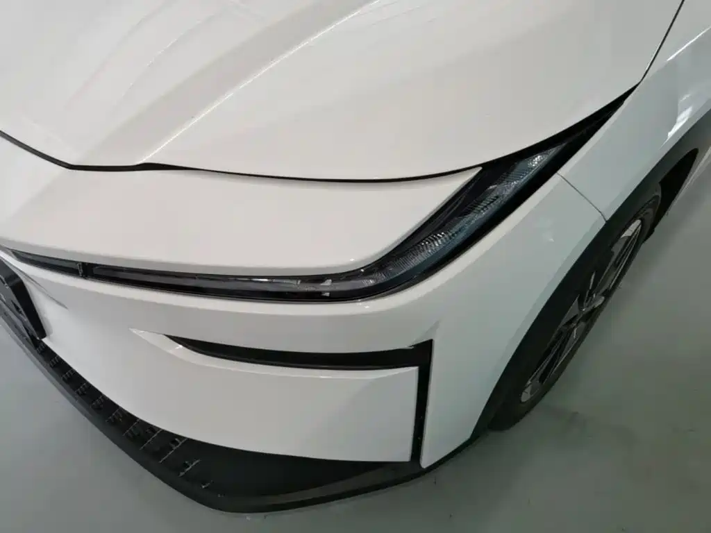 Platinum 3X 2025 520 Pro купить на сайте DeffCars