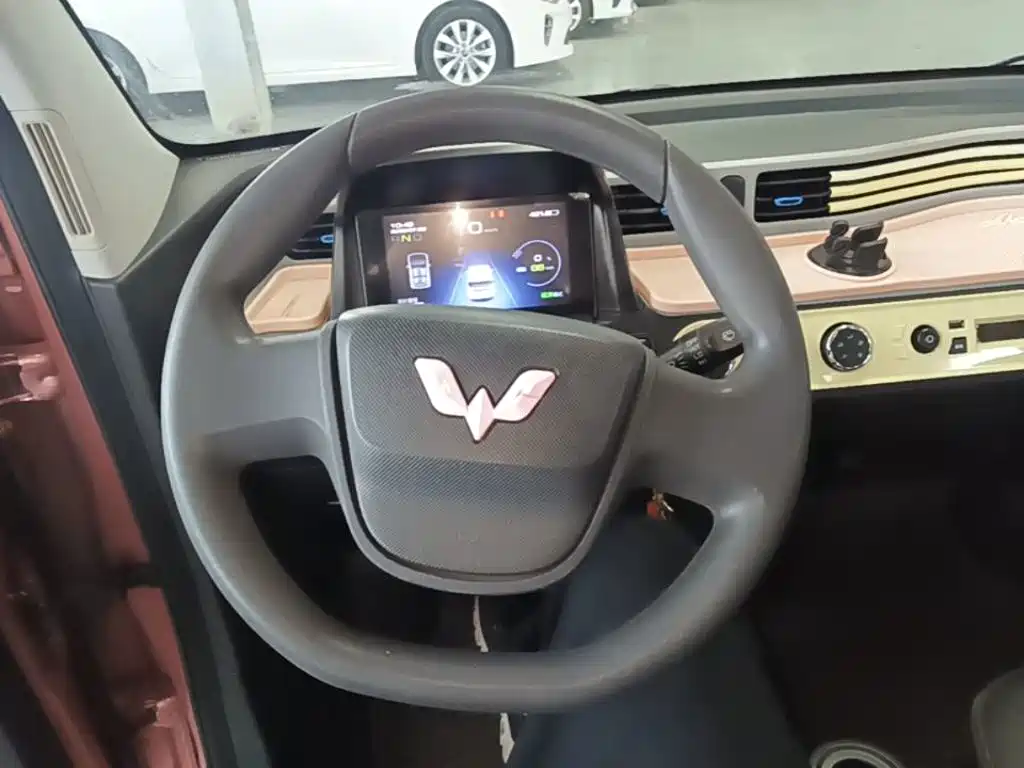 Hongguang MINIEV 2020 free model ternary lithium купить на сайте DeffCars