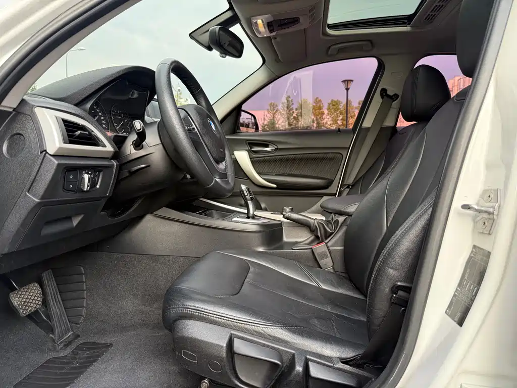 BMW 1 Series imported 2016 118i leading model купить на сайте DeffCars