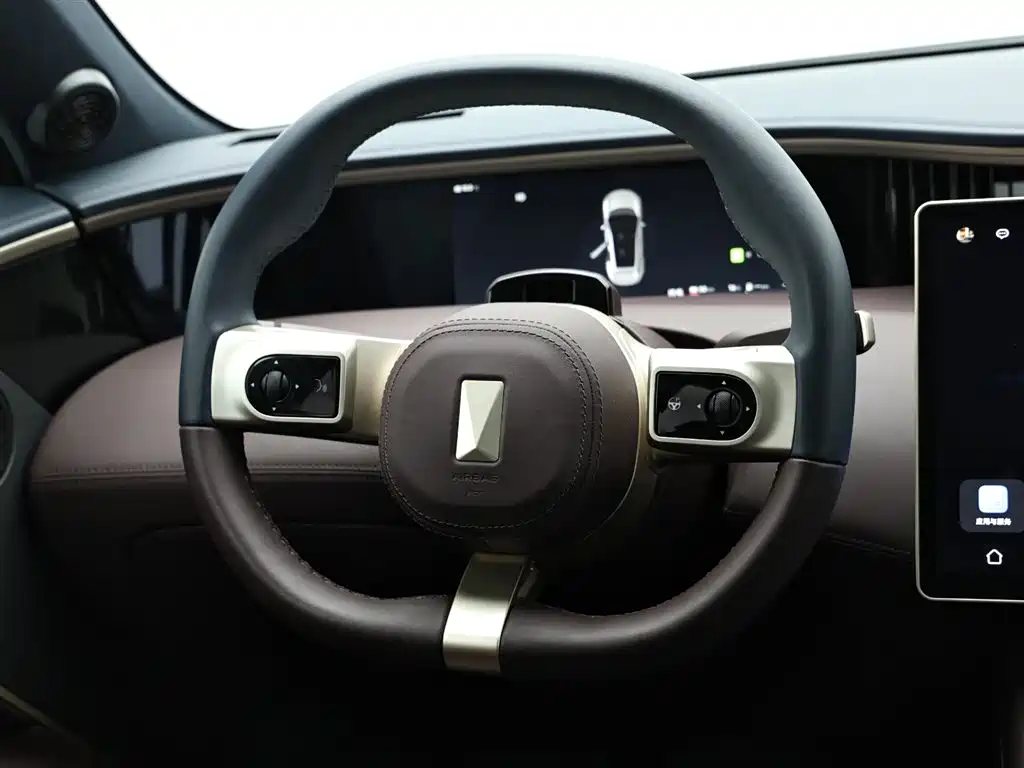 Avita 11 2025 Ultra extended range version купить на сайте DeffCars