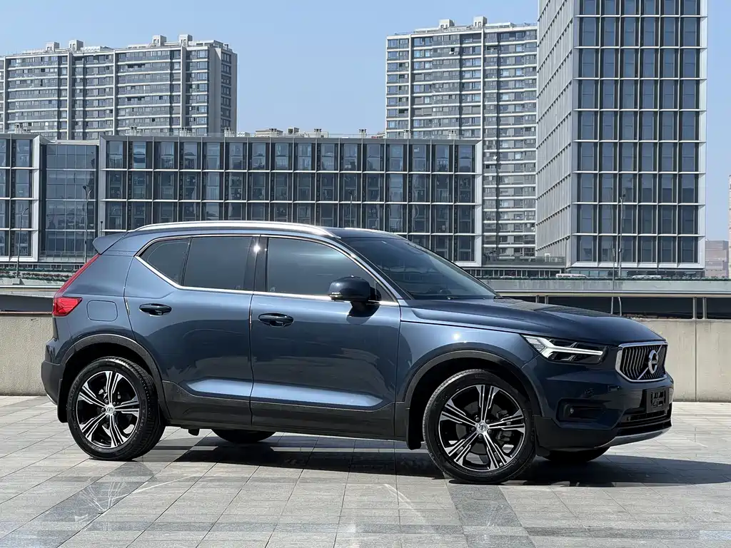 Volvo XC40 2020 T4 four-wheel drive Zhiyuan Deluxe Edition купить на сайте DeffCars