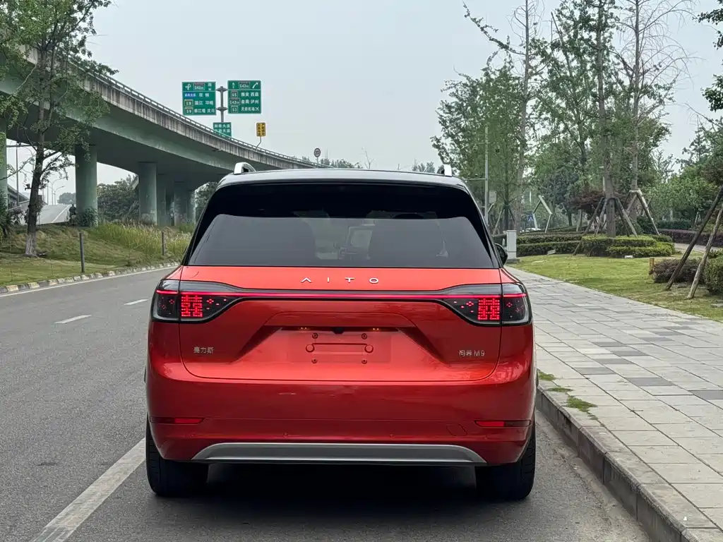 Wenjie M9 2024 extended range Max version 42kWh 6-seater version купить на сайте DeffCars
